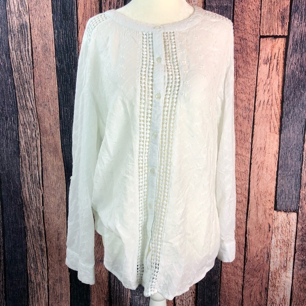 CHICOS Crochet Blouse Button Front 3/4 Roll Tab